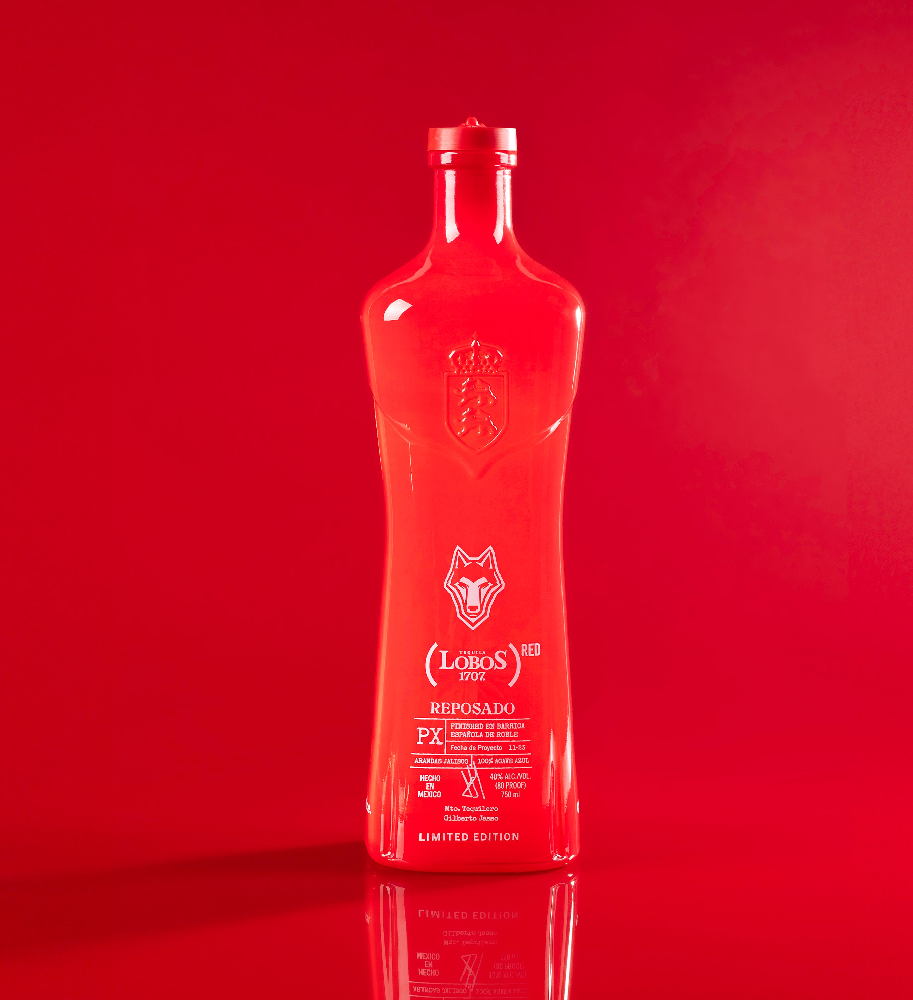 Lobos1707-Red-1 Lobos1707-Red-1